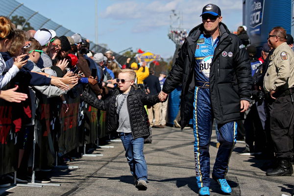 NASCAR, Motorsport, USA First Data 500, Oct 28, 2018; Martinsville, VA, USA; NASCAR Cup Series driver Kevin Harvick (4)